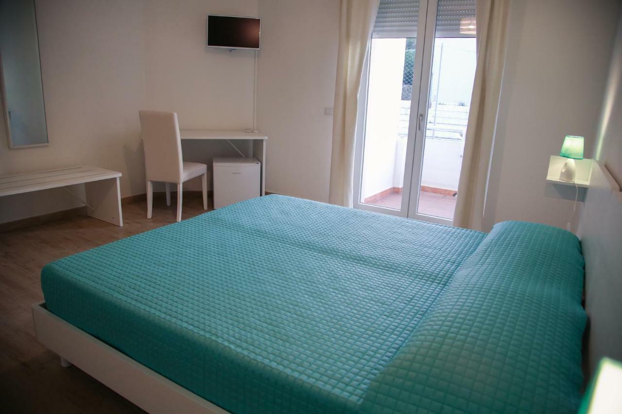 B&B Le Tre Spiagge Калазета Екстериор снимка